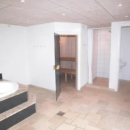 Stunning In Frorup With House Sea View Holiday home Tarup